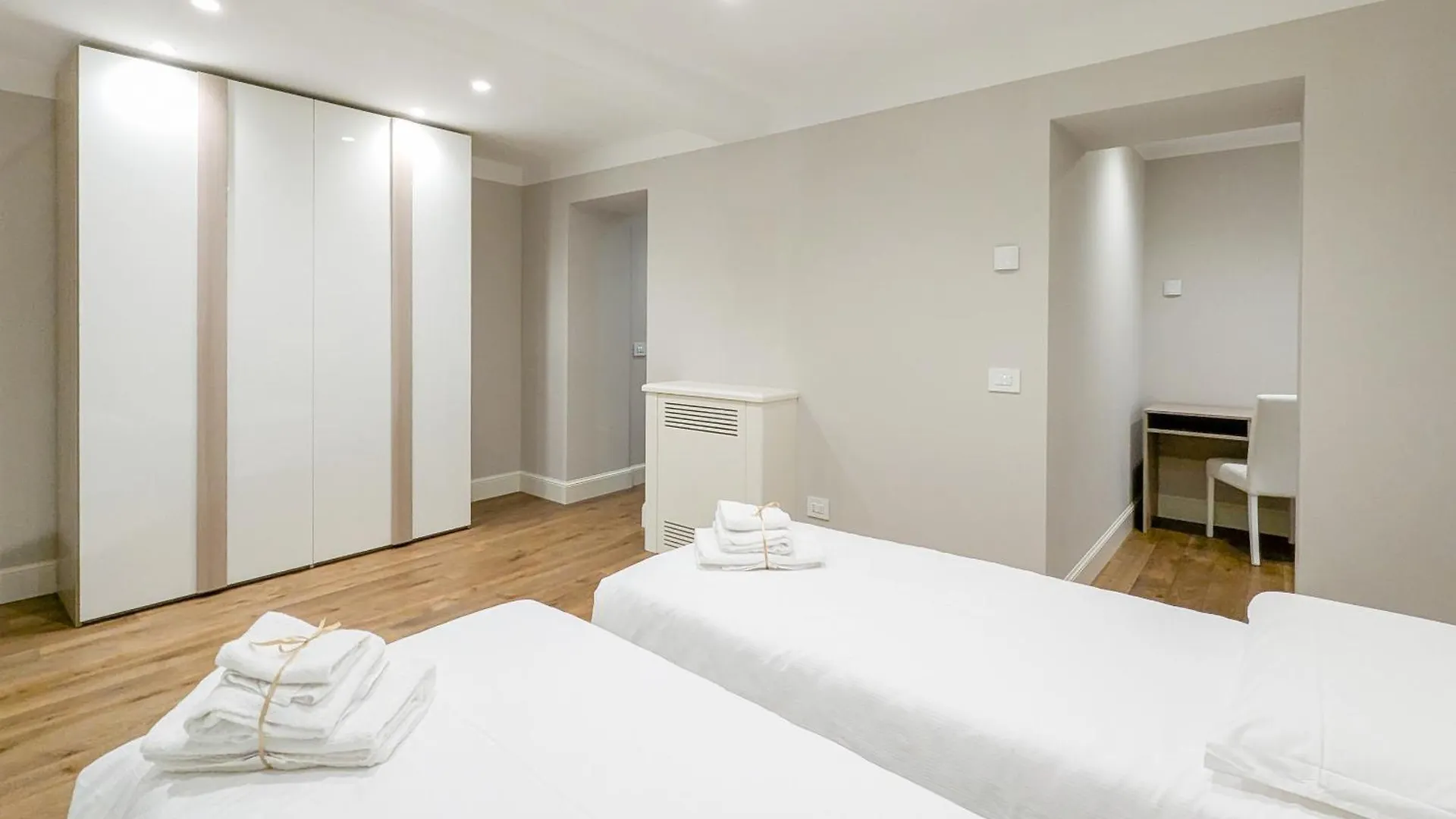 Flats4Rent Palazzo Poste Apartment Verona Italy