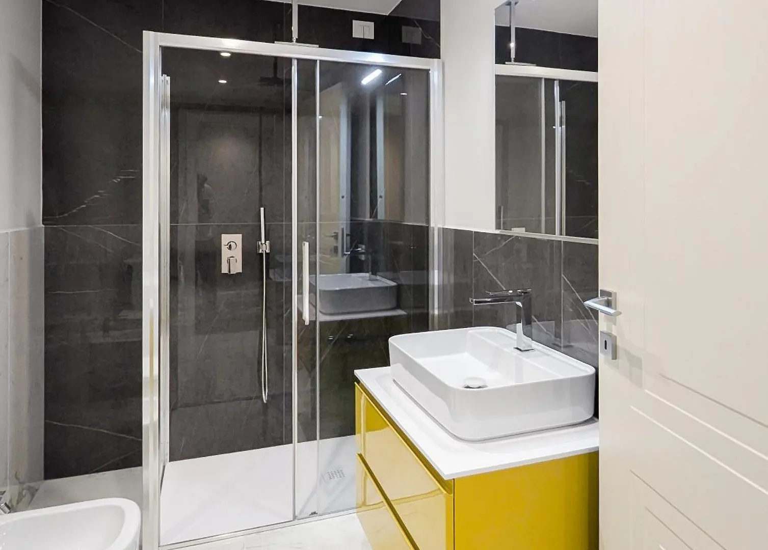 Flats4Rent Palazzo Poste Apartment Verona